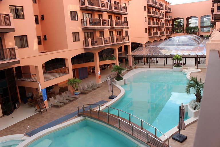Jurerê Beach Village é Destino Floripa Suite Vista Piscina